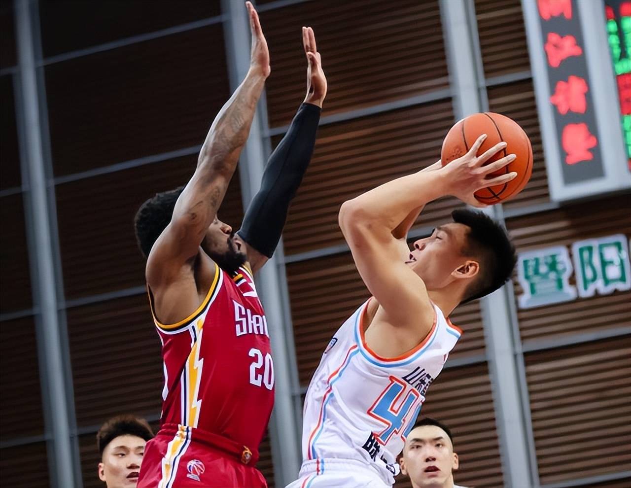 开云足球直播-丹麦队鏖战德国队，戴资颖状态火热